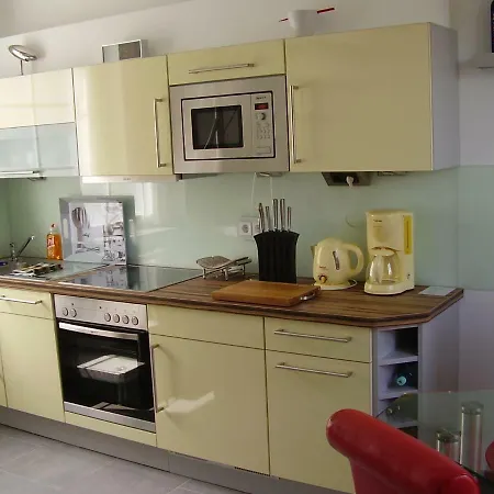 Ferienhaus Kamerun Nr. Funf * Damnatz